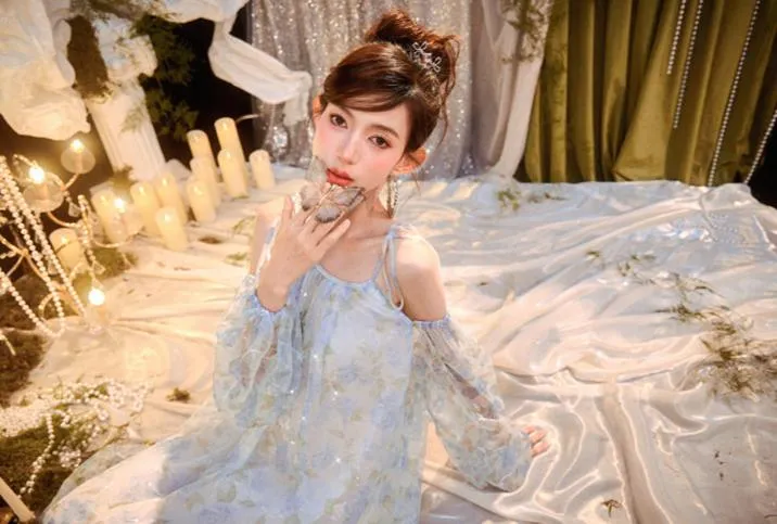 DOLLY Elegant Blue French Style Floral Off Shoulder Loose Glitter Resort Dress-TEE