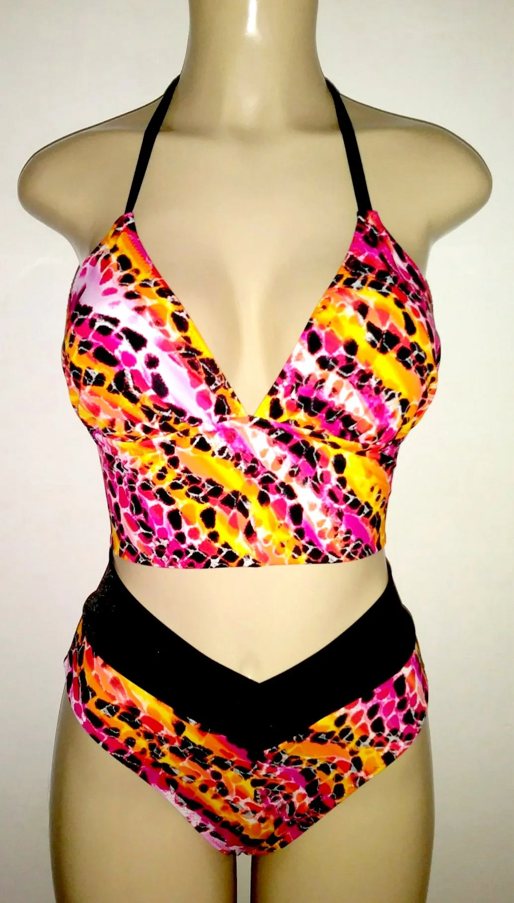 Short Torso Tankini Top and Crisscross Waistband High Waist Bikini Bottom