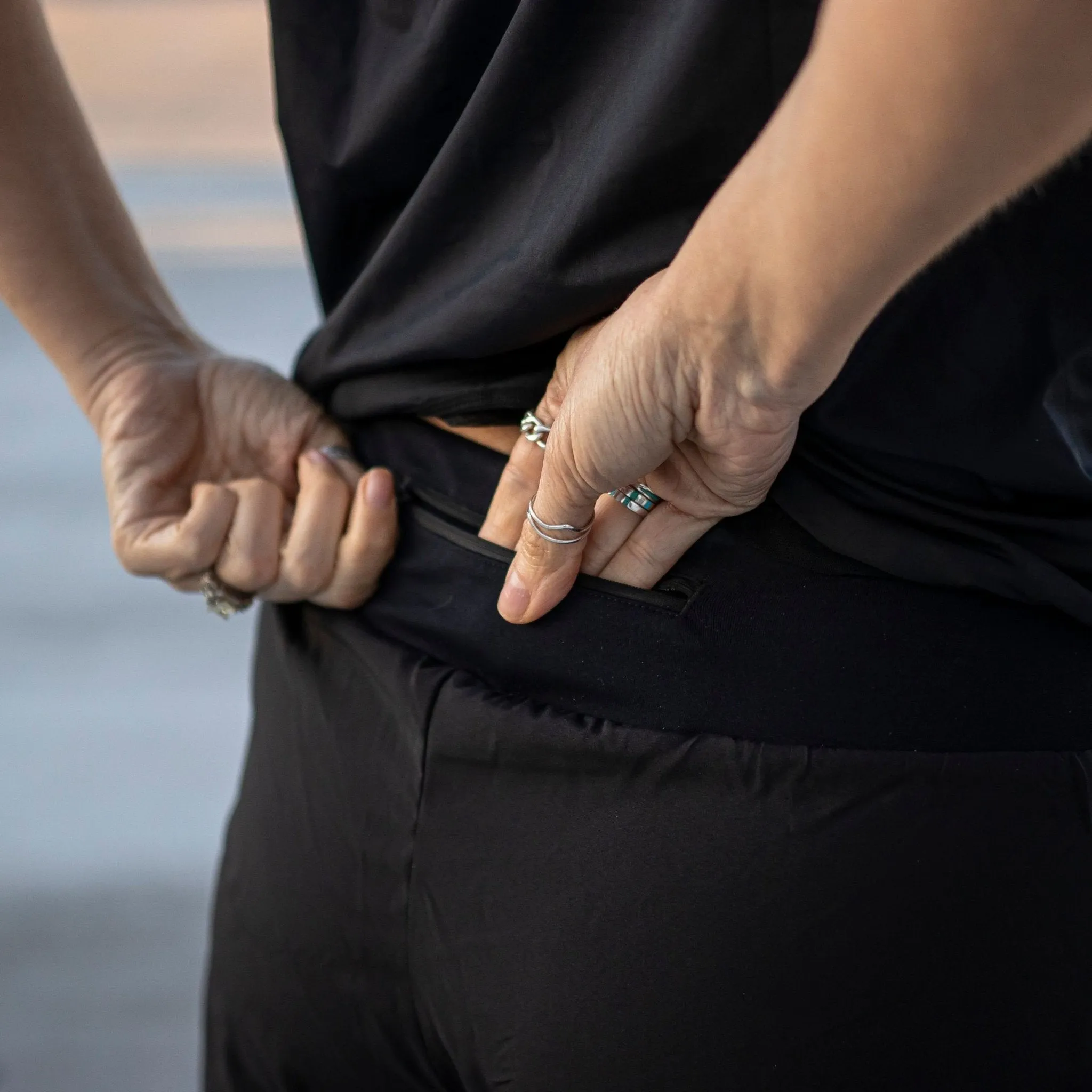 Swift Shorts (5 in. inseam) - Black