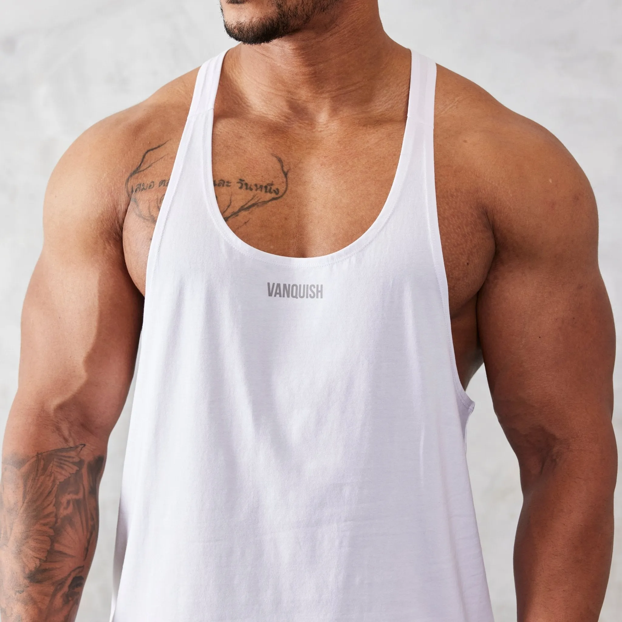 Vanquish Essential White Regular Fit Stringer Vest